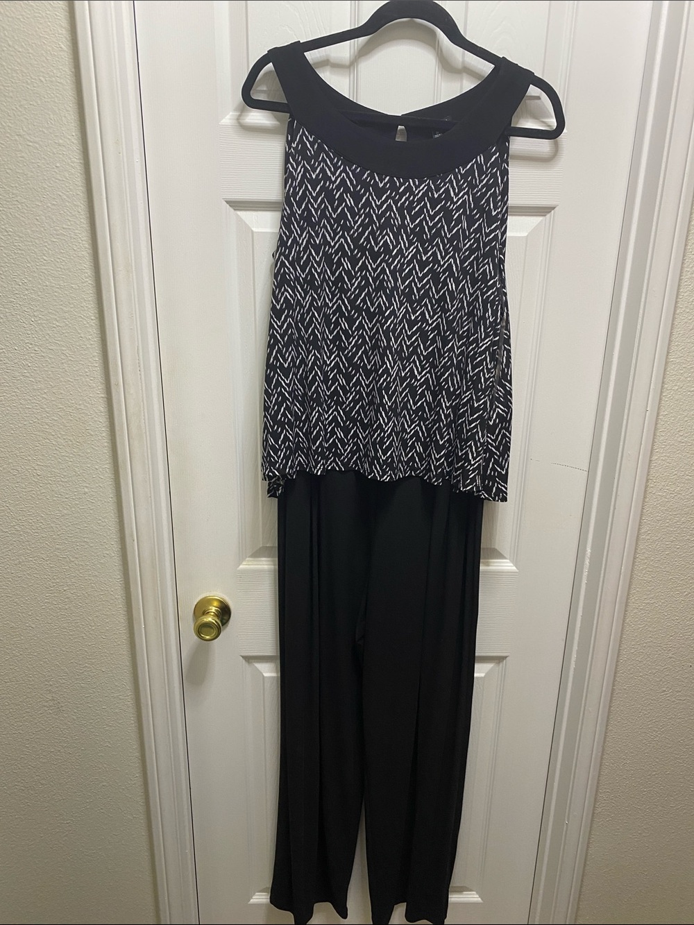 Sami & Jo Black and White Printed Skirt Set - Sleeveless Top with Wide-Leg Pants